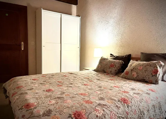 La Croisee Des Chemins