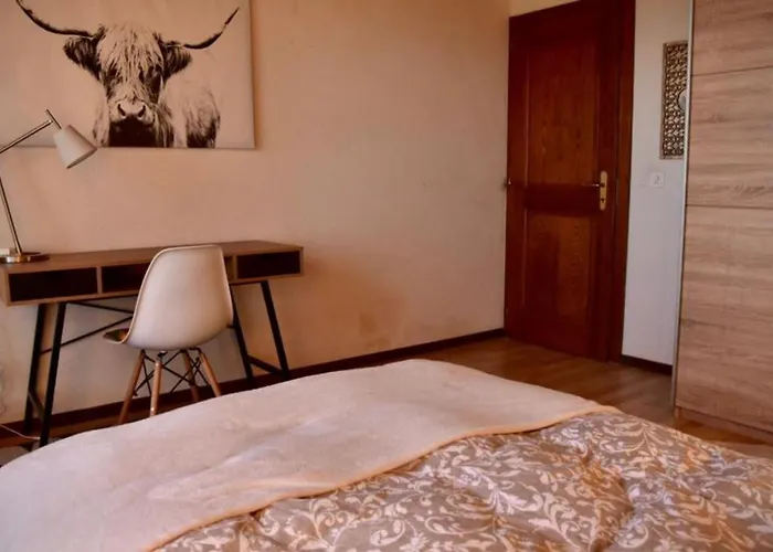 La Croisee Des Chemins Проживание в семье Premier